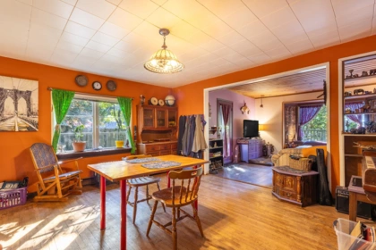 Kitchen Island Photo of 5069 Sunshine Coast Highway, Sechelt, BC