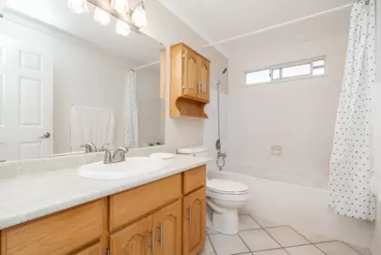 Laundry Room Photo of 6167 189 Street, Surrey, BC