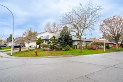 6167 189 Street, Surrey, BC, Surrey — Single Family Residence for sale