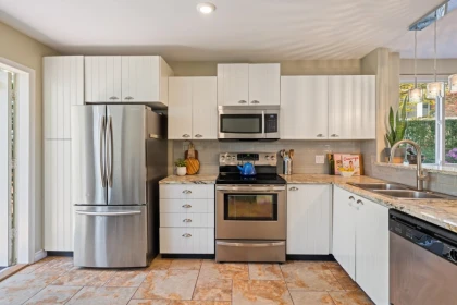 Pantry Photo of 7350 Hawthorne Terrace, Burnaby, BC