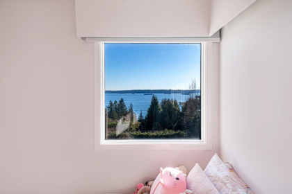 Office / Den Photo of 4032 Ripple Road, West Vancouver, BC