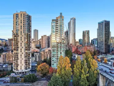Front Yard Photo of 601 1005 Beach Avenue, Vancouver, BC