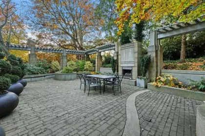 Outdoor Patio Photo of 601 1005 Beach Avenue, Vancouver, BC