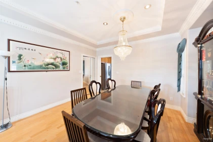 Kitchen Island Photo of 1437 E 58th Avenue, Vancouver, BC