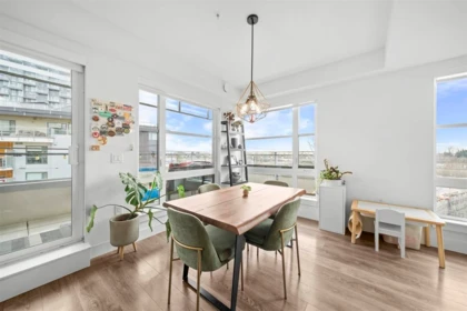 Breakfast Nook Photo of 615 3488 Sawmill Crescent, Vancouver, BC