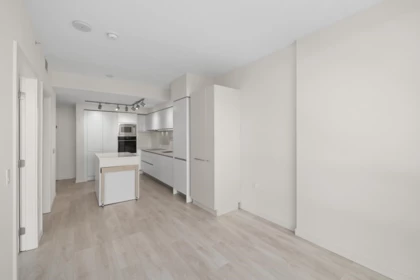 Kitchen Island Photo of 1014 180 E 2nd Avenue, Vancouver, BC