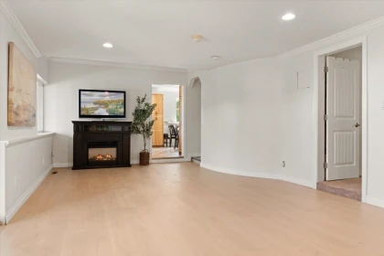 Staircase Photo of 5740 189a Street, Surrey, BC