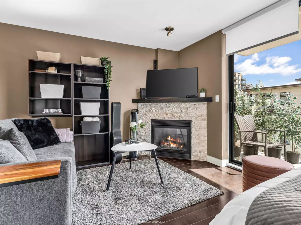Family Room Photo of 701 155 W 1st Street, North Vancouver, BC