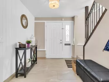 Hallway Photo of 1975 Routley Avenue, Port Coquitlam, BC