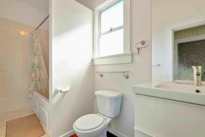 Guest Bathroom Photo of 2336 E 45th Avenue, Vancouver, BC