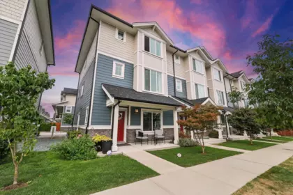 40 19501 74 Avenue, Surrey, BC, Surrey — Townhouse for sale