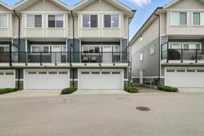 40 19501 74 Avenue, Surrey, BC, Surrey — Townhouse for sale