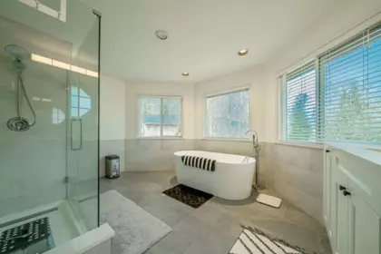 Entry Foyer Photo of 9362 206a Street, Langley, BC
