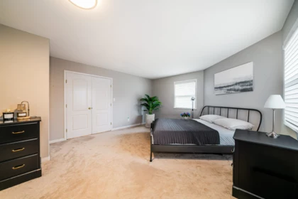 Laundry Room Photo of 9362 206a Street, Langley, BC