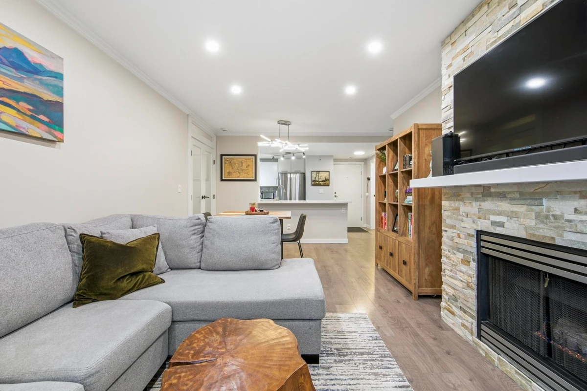 Dining Area Photo of 212 6893 Prenter Street, Burnaby, BC