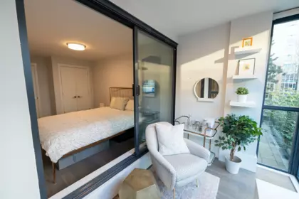 Powder Room Photo of 201 289 Drake Street, Vancouver, BC