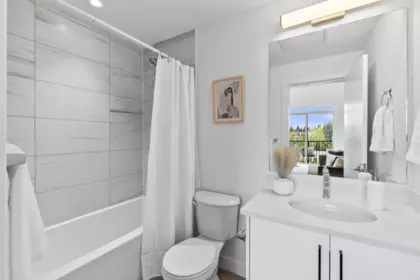 Walk-In Closet Photo of 503 33820 South Fraser Way, Abbotsford, BC