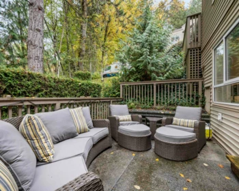 Front Yard Photo of 227 1215 Lansdowne Drive, Coquitlam, BC