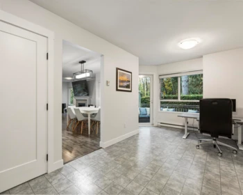 Kitchen Island Photo of 227 1215 Lansdowne Drive, Coquitlam, BC