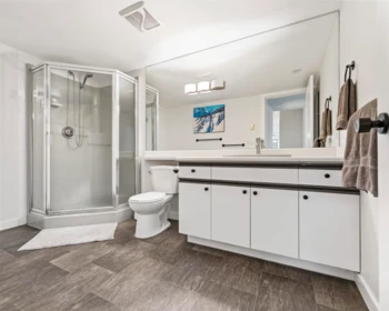 Mudroom Photo of 227 1215 Lansdowne Drive, Coquitlam, BC
