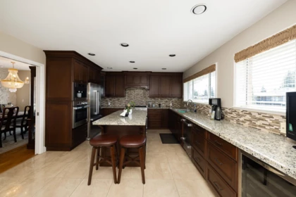 Breakfast Nook Photo of 631 E 17th Street, North Vancouver, BC