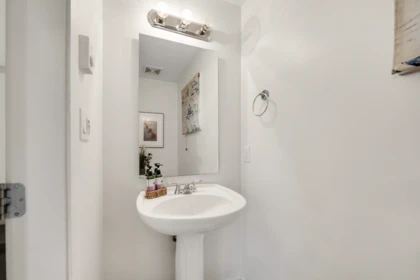 Mudroom Photo of 21 40137 Government Road, Squamish, BC
