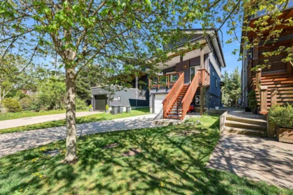 Outdoor Deck Photo of 21 40137 Government Road, Squamish, BC