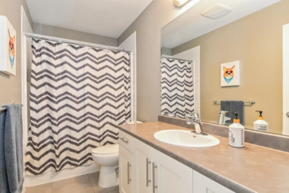 Entry Foyer Photo of 13573 229 Loop, Maple Ridge, BC