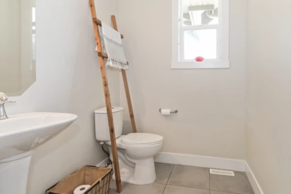 Powder Room Photo of 13573 229 Loop, Maple Ridge, BC
