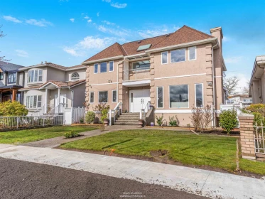 Aerial View of 47 E 50th Avenue, Vancouver, BC