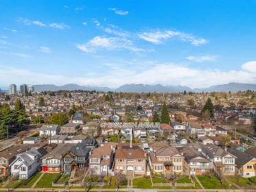 Community Amenities Photo (Clubhouse) of 47 E 50th Avenue, Vancouver, BC