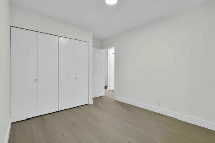 Entry Foyer Photo of 14 13990 74 Avenue, Surrey, BC