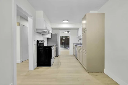 Kitchen Island Photo of 14 13990 74 Avenue, Surrey, BC