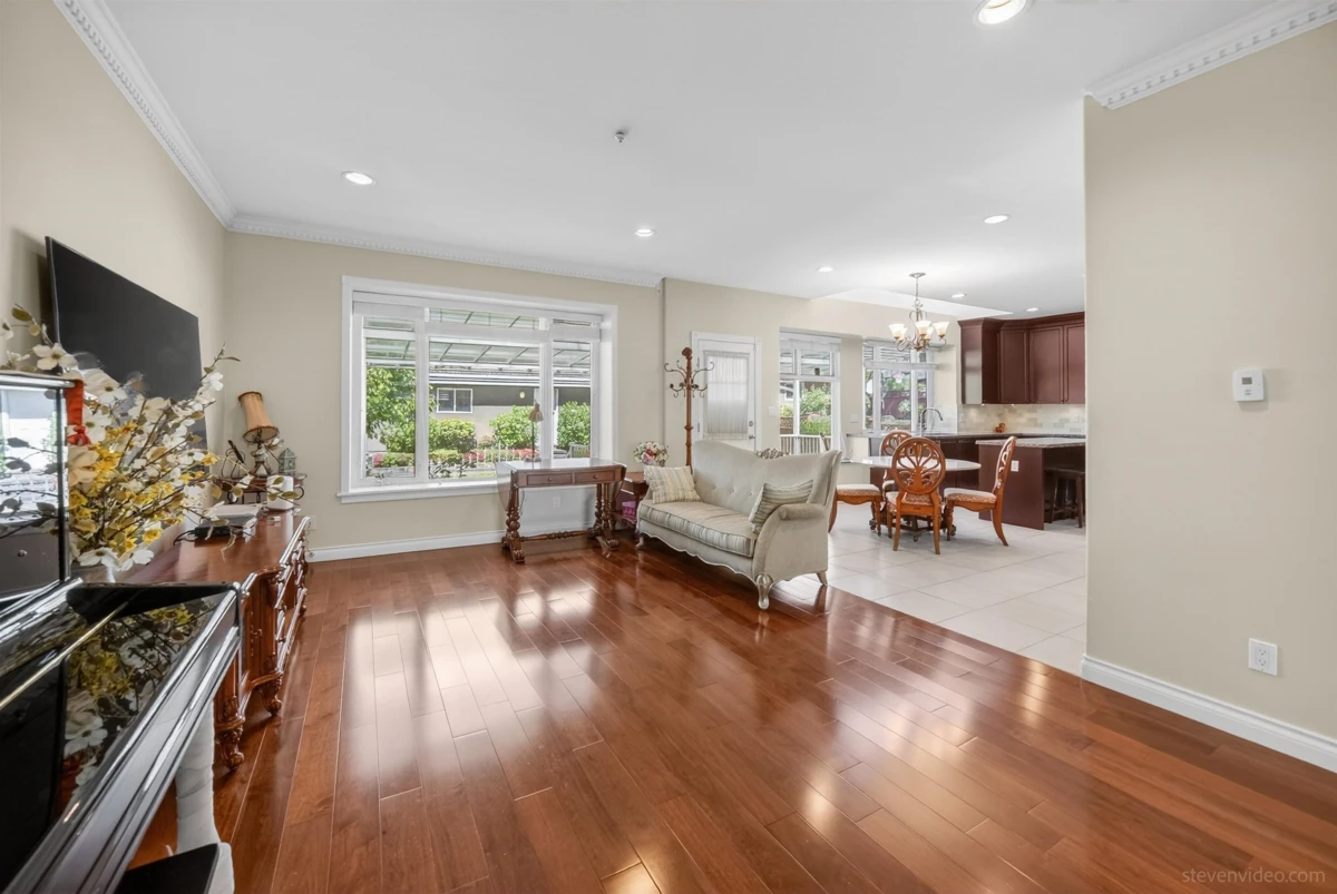 Family Room Photo of 2407 W 18th Avenue, Vancouver, BC