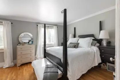 Guest Bathroom Photo of 222 Princess Street, New Westminster, BC