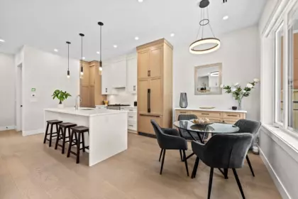 Kitchen Island Photo of 1 8578 Cartier Street, Vancouver, BC