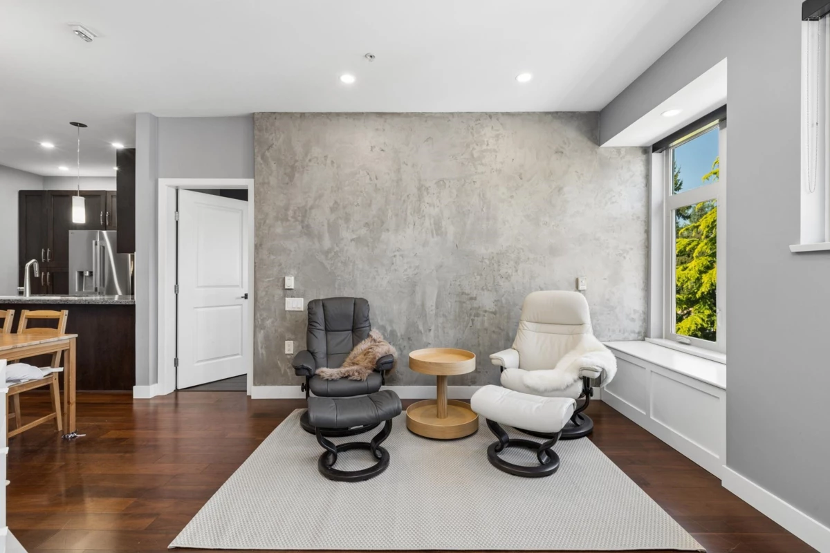 Family Room Photo of 303 116 W 23rd Street, North Vancouver, BC