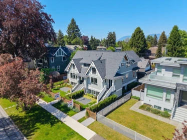 Front Yard Photo of 1145 W 33rd Avenue, Vancouver, BC