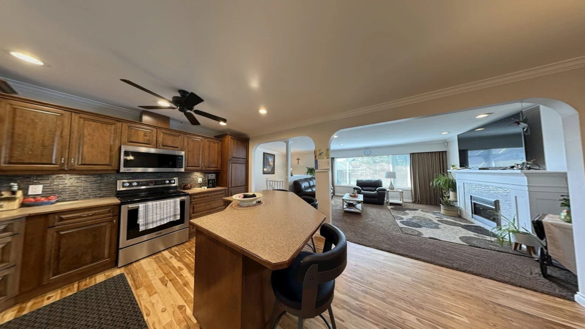 Family Room Photo of 6780 School Lane, Chilliwack, BC