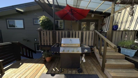 Front Yard Photo of 6780 School Lane, Chilliwack, BC