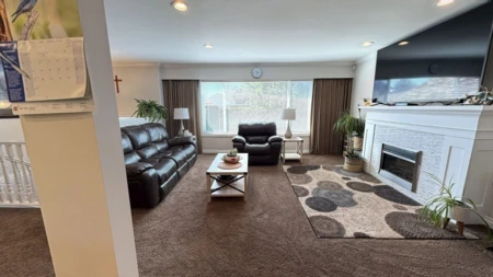 Primary Bedroom Photo of 6780 School Lane, Chilliwack, BC
