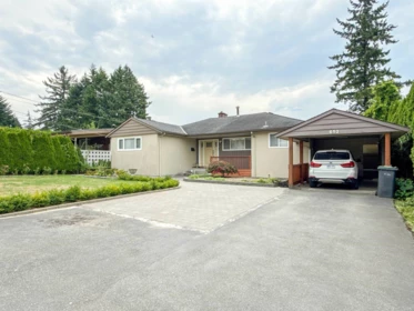 652 Shaw Avenue, Coquitlam, BC, Coquitlam — Single Family Residence for sale