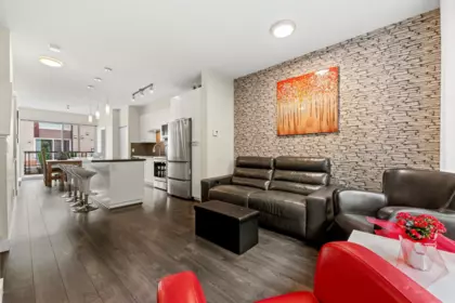 Kitchen Photo of 122 2228 162 Street, Surrey, BC