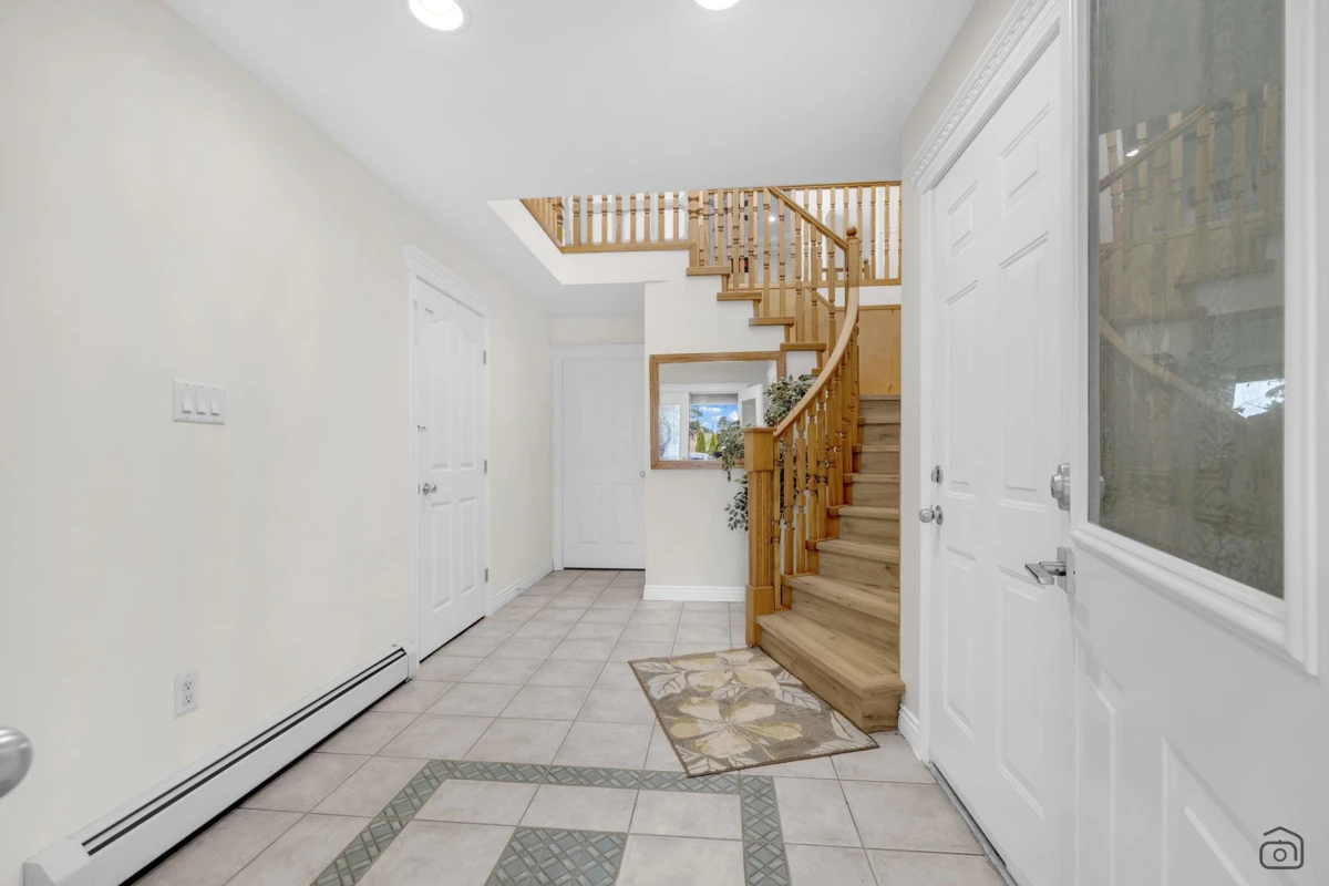Family Room Photo of 7480 Lee Street, Mission, BC
