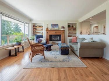 Breakfast Nook Photo of 616 N Fletcher Road, Gibsons, BC