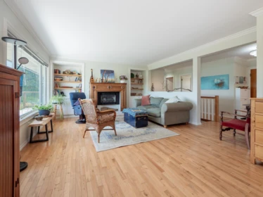 Primary Bedroom Photo of 616 N Fletcher Road, Gibsons, BC