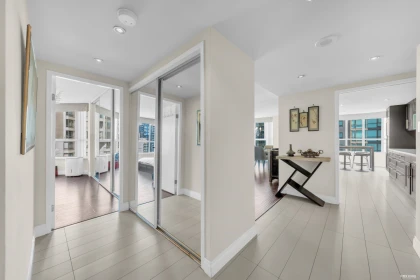 Loft / Bonus Room Photo of 601 717 Jervis Street, Vancouver, BC
