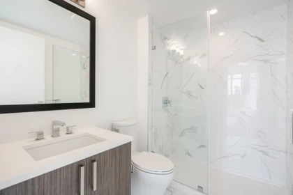 Laundry Room Photo of 717 13350 Central Avenue, Surrey, BC