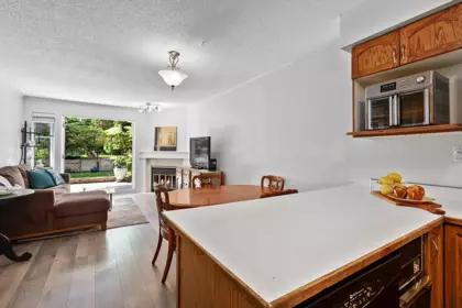 Kitchen Island Photo of 102 74 Miner Street, New Westminster, BC