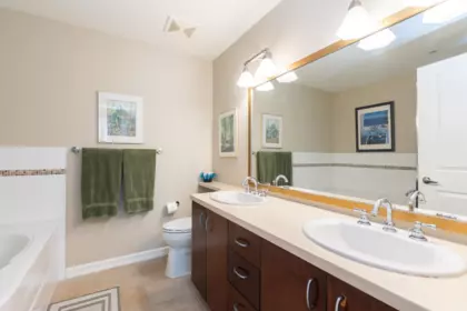 Mudroom Photo of 301 1580 Martin Street, White Rock, BC